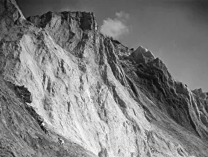 Alum: ALUM BAY CLIFFS