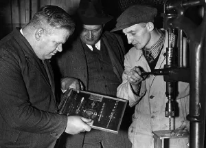 Aluminium: Aluminum course, 1937