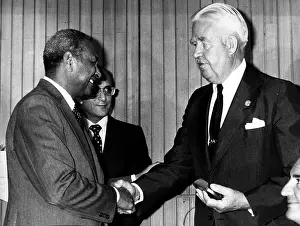 Mbow: Amadou-Mahtar M'Bow