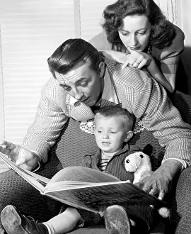 Storybook: American actor Robert Mitchum (center), ?