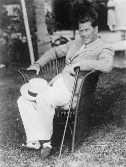 Tunney: The American boxer Gene Tunney - About