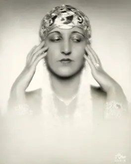 Duby: American dancer Dora Duby