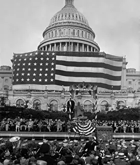 Lcgr2016: American Flag Association drapes the capitol with