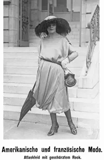 Satin: American and French women's fashion, 1920