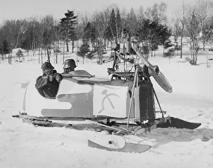 Guardsmen: American National Guardsmen try out a motorized sled, 1940