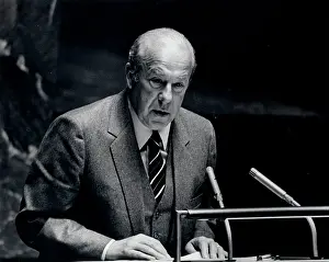 Shultz: American Politician George Shultz