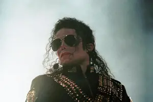 Performs: American pop singer Michael Jackson, 1993