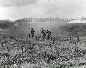 Dusty: American troops near Beauquesne, Somme, France, WW1