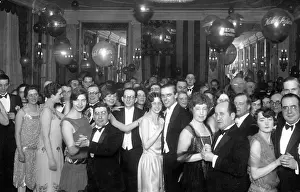 Foreigners: Americans at the Hotel Adlon, 1927