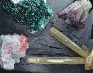 Sulphate: Amethyst, baryte dioptase, rhodochrosite