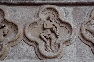 Aquarius: Amiens Cathedral, France