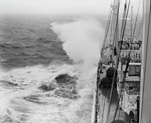 Refrigerator: Amurskiy Bereg ship