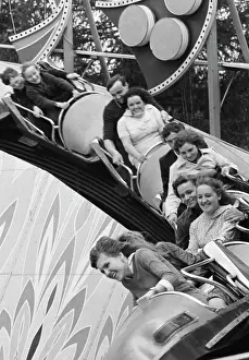 Amusement: Amusement Park