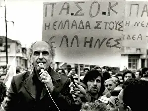Electioneering: Andreas Papandreou in Greek elections
