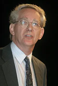 Confere: Andrew Stunell MP