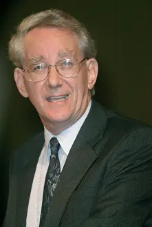 Confere: Andrew Stunell MP