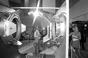 Attachment: Androgynous peripheral attachment system of Soyuz