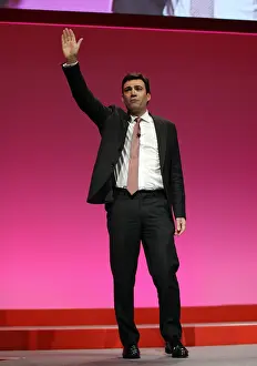 Winken: Andy Burnham MP