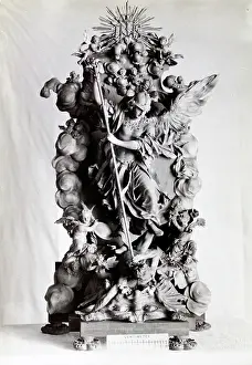 Kefermarkt: Angels Fall wooden sculpture