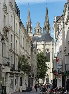 Maine: Angers, Angevin, Anjou, apse, architecture