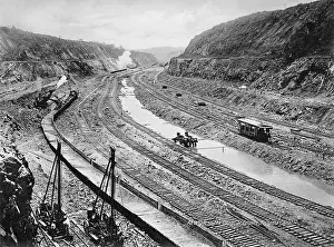 Angles: An angle in the Canal at Empire, Panama Canal