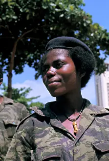 Angola: Angolan residents, 1976