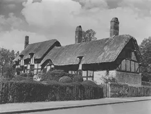 Shottery: ANN HATHAWAY'S COTTAGE