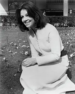 Wuthering: Anna Calder-Marshall - actress