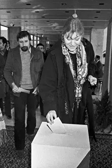 Khukhlaev: Anna German, 1980