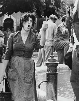 Vittoria: Anna Magnani - actress