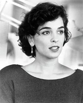 Sciorra: Annabella Sciorra - Actress - Celebrity - Entertainment