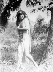Synchronized: Annette Kellermann, A Daughter of the Gods, 1916