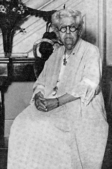 Besant: ANNIE BESANT/ILZ 1933
