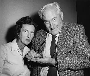 Olduvai: Anthropologists Mary Douglas Leakey and her husband