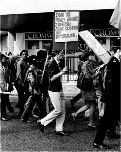 Zionism: ANTI-JEWISH MARCH