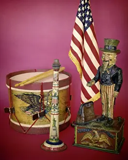 Collectibles: Antique Collectibles Patriotic Drum with Eagle