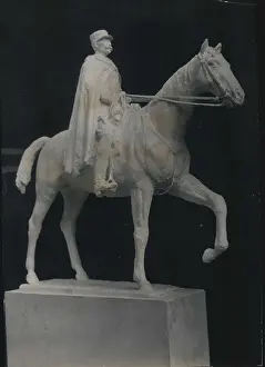 Lyautey: Antiques - Art - Ceramics - Murals - Paint