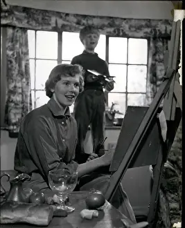 Arranges: Antiques - Art - Ceramics - Murals - Paint