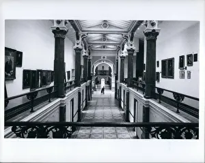 Corridors: Antiques - Art - Ceramics - Murals - Paint
