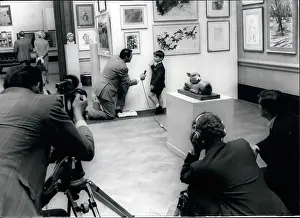 Cine: Antiques - Art - Ceramics - Murals - Paint