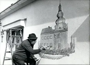 Pensioner: Antiques - Art - Ceramics - Murals - Paint