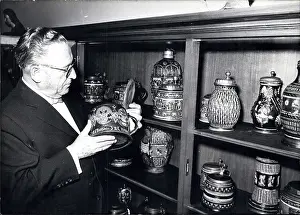 000dm: Antiques - Art - Ceramics - Murals - Paint