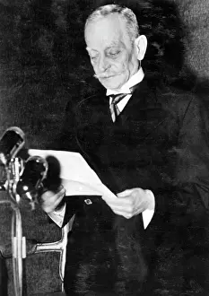 Carmona: Antonio Oscar Carmona