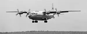 Lands: Antonov An-10 Airliner