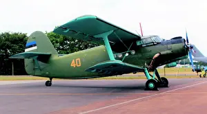 Estonian: Antonov An-2T 40 Yellow