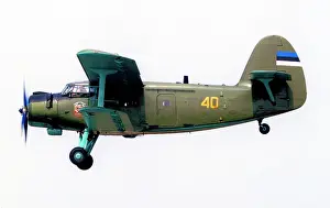Estonian: Antonov An-2T 40 Yellow