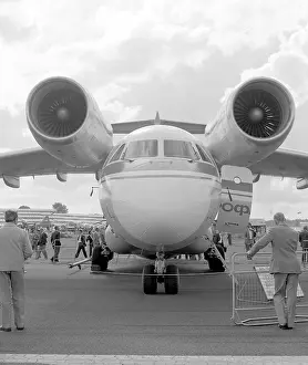 Cyrillic: Antonov An-72 SSSR-72000