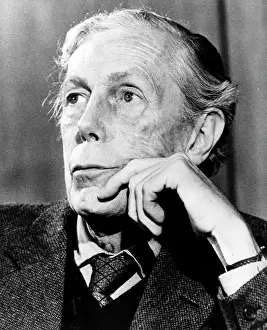 Kcvo: Antony Blunt, art historian, exposed as Soviet spy