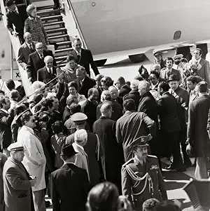 Schwechat: Anwar as Sadat arriving in Vienna-Schwechat