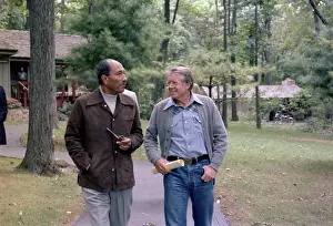 Accords: Anwar Sadat and Jimmy Carter walking at ?